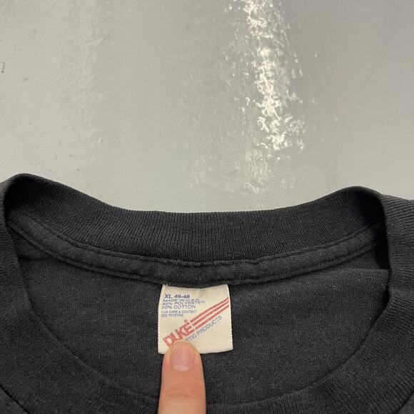 Vintage 80s Duke Black Blank Cotton/Poly T-Shirt - Picture 3 of 3